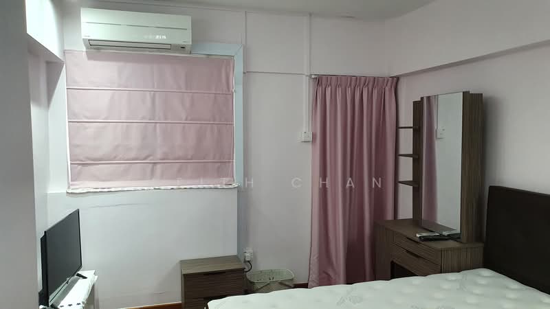 254 Ang Mo Kio Avenue 4, 254 Ang Mo Kio Avenue 4, 3 Bedrooms, 1,044 sqft, HDB Flat For Sale, by Keith Chan, 500200194 - Bedroom - PropertyGuru.com.sg