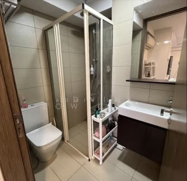 Liiv Residences, 339 Pasir Panjang Road, 3 Bedrooms, 947 sqft, Apartment For Sale, by Adwin Liu, 500200213 - Bathroom - PropertyGuru.com.sg