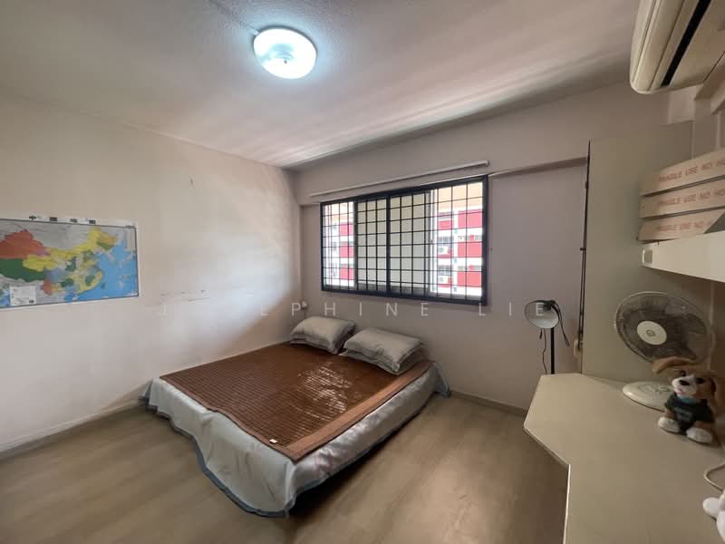 231 Bishan Street 23, 231 Bishan Street 23, 4 Bedrooms, 1,572 sqft, HDB Flat For Sale, by Josephine Lie, 500200219 - Bedroom - PropertyGuru.com.sg