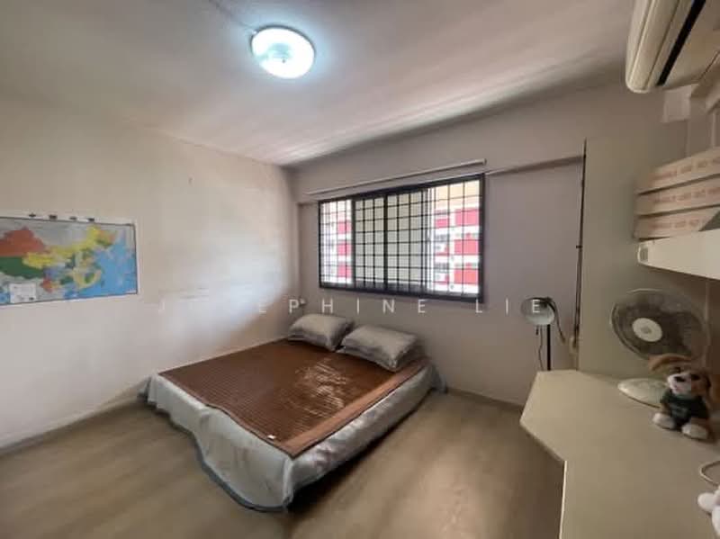 231 Bishan Street 23, 231 Bishan Street 23, 4 Bedrooms, 1,572 sqft, HDB Flat For Sale, by Josephine Lie, 500200219 - Bedroom - PropertyGuru.com.sg