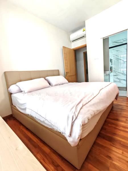 The Maylea, 242K Pasir Panjang Road, 2 Bedrooms, 1,023 sqft, Condominium For Sale, by Francis Tay, 500200223 - Bedroom - PropertyGuru.com.sg