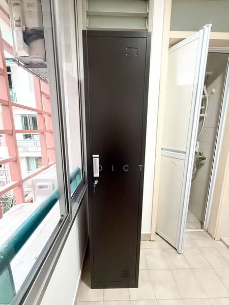 Maple Woods, 985 Bukit Timah Road, Room Rental, 120 sqft, Condominium For Rent, by Bennedict Tan, 500200242 - Bathroom - PropertyGuru.com.sg