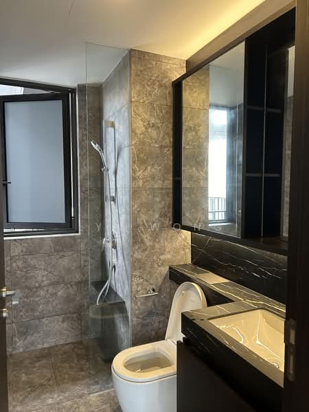 Hyll on Holland, 93 Holland Road, Tanglin / Holland / Bukit Timah, 2 Bedrooms, 700 sqft, Condominium For Sale, by Lyn Wong, 500200247 - Bathroom - PropertyGuru.com.sg