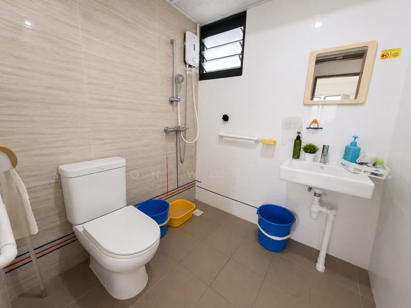 801B West Coast Crescent, 801B West Coast Crescent, Room Rental, 100 sqft, HDB Flat For Rent, by Sharon Wong 王昱婷, 500200248 - Bathroom - PropertyGuru.com.sg