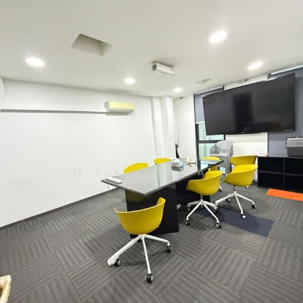 Primax, 22 New Industrial Road, 2,938 sqft, Light Industrial (B1) For Rent, by Maxie Tay, 500200250 - CommercialGuru.com.sg