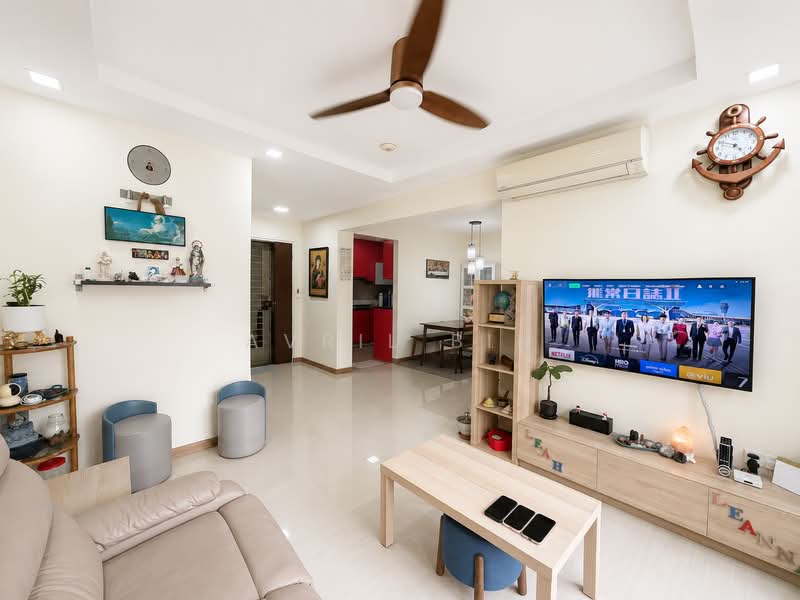 458B Sengkang West Road, 458B Sengkang West Road, 3 Bedrooms, 990 sqft, HDB Flat For Sale, by Avril Bin, 500200251 - Living Room - PropertyGuru.com.sg