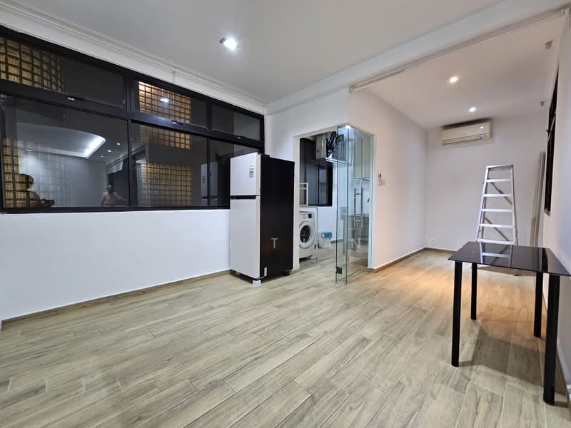 Mandarin Gardens, 5 Siglap Road, 1 Bedroom, 829 sqft, Condominium For Rent, by Doreen Thang CL, 500200252 - Dining Area & Study Area - PropertyGuru.com.sg