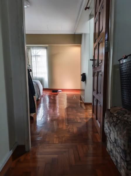 Don't Miss This Super Duper Value Buy, , 4 Bedrooms, 3,300 sqft, Corner Terrace For Sale, by HL Tan, 500200268 - Timber Parquet Floor - PropertyGuru.com.sg
