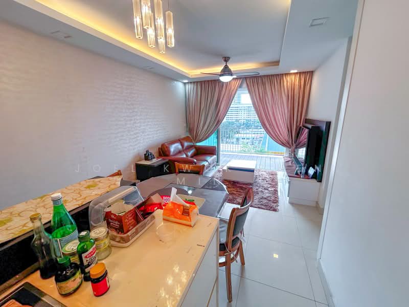 588D Ang Mo Kio Street 52, 588D Ang Mo Kio Street 52, 3 Bedrooms, 979 sqft, HDB Flat For Sale, by Joel Kwok Zhen Min, 500200270 - Living Room - PropertyGuru.com.sg