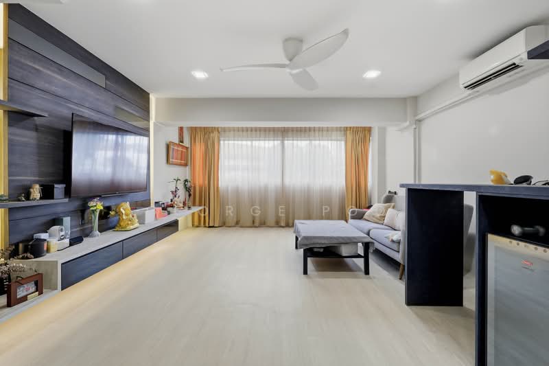 526 Bukit Batok Street 51, 526 Bukit Batok Street 51, 3 Bedrooms, 1,571 sqft, HDB Flat For Sale, by George Poo, 500200273 - Living Room - PropertyGuru.com.sg