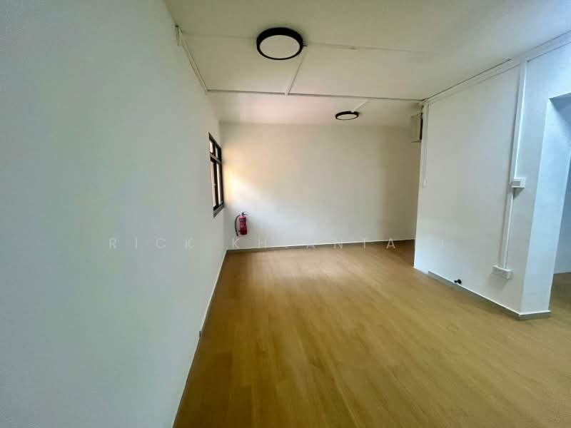 11 Pine Close, 11 Pine Close, 3 Bedrooms, 1,216 sqft, HDB Flat For Sale, by Rick Khiantani, 500200277 - Interior - PropertyGuru.com.sg