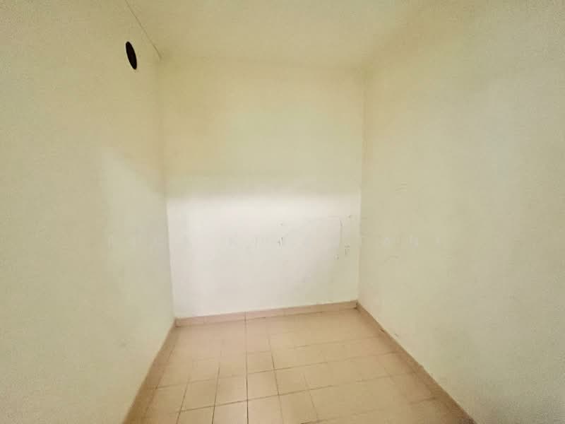 11 Pine Close, 11 Pine Close, 3 Bedrooms, 1,216 sqft, HDB Flat For Sale, by Rick Khiantani, 500200277 - Interior - PropertyGuru.com.sg