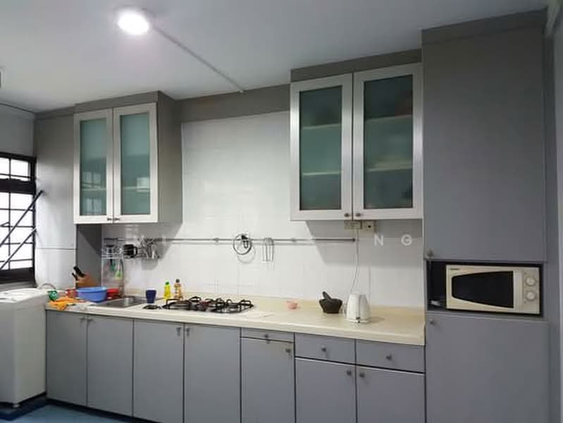251 Compassvale Street, 251 Compassvale Street, 3 Bedrooms, 1,237 sqft, HDB Flat For Rent, by Miriam R. Ng, 500200280 - Kitchen - PropertyGuru.com.sg