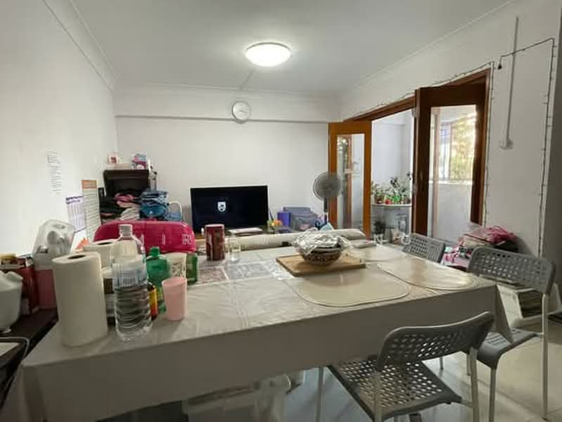 251 Compassvale Street, 251 Compassvale Street, 3 Bedrooms, 1,237 sqft, HDB Flat For Rent, by Miriam R. Ng, 500200280 - Living Room - PropertyGuru.com.sg