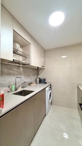 The Botany at Dairy Farm, 3 Dairy Farm Walk, 2 Bedrooms, 678 sqft, Condominium For Rent, by Charissa Yong, 500200282 - Kitchen - PropertyGuru.com.sg