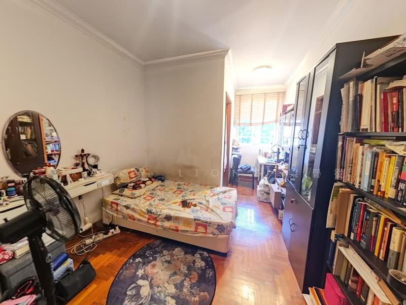❤️ Corner Terrace within 1 KM to Maris Stella Pr. School ❤️, Jalan Lokam, Jalan Mahir, Tai Keng Avenue, Tai Keng Gardens, Tai Keng Lane, Tai Keng Place, Tai Keng Terrace, Upper Paya Lebar Road, Upper Serangoon Road, Wan Tho Avenue, 5 Bedrooms, 3,500 sqft, Corner Terrace For Sale, by Grace LIONG 梁礜從, 500200285 - Bedroom - PropertyGuru.com.sg