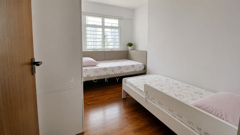 662D Edgedale Plains, 662D Edgedale Plains, 3 Bedrooms, 1,206 sqft, HDB Flat For Sale, by Jacky Tan, 500200290 - Bedroom - PropertyGuru.com.sg