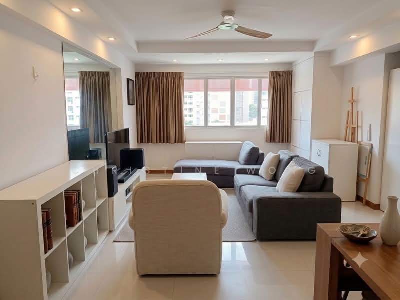 813 Jellicoe Road, 813 Jellicoe Road, 3 Bedrooms, 1,184 sqft, HDB Flat For Sale, by Christine Wong, 500200292 - Living Room - PropertyGuru.com.sg
