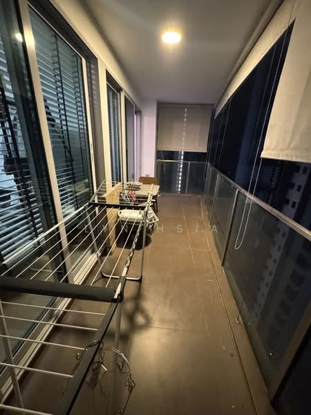 Eight Riversuites, 2 Whampoa East, 1 Bedroom, 441 sqft, Condominium For Rent, by Lyn Hsia, 500200295 - Balcony - PropertyGuru.com.sg