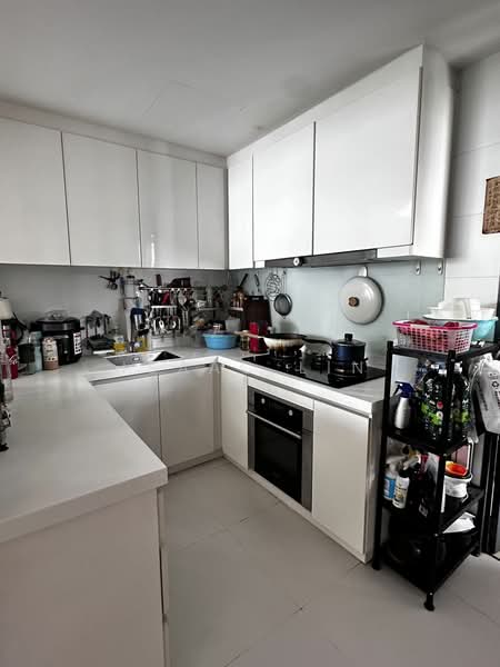 SkyPark Residences, 1 Sembawang Crescent, 3 Bedrooms, 1,152 sqft, Executive Condominium For Sale, by Isaac Lin, 500200299 - Kitchen - PropertyGuru.com.sg