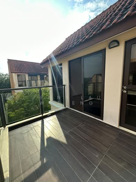 Eleven @ Holland, 11 Holland Link, 5 Bedrooms, 3,713 sqft, Cluster House For Sale, by Jenny Lau Wee Eng, 500200301 - Balcony - PropertyGuru.com.sg