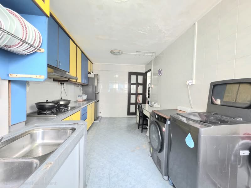 461 Jurong West Street 41, 461 Jurong West Street 41, 3 Bedrooms, 1,302 sqft, HDB Flat For Sale, by Hazel Teo, 500200313 - Kitchen - PropertyGuru.com.sg