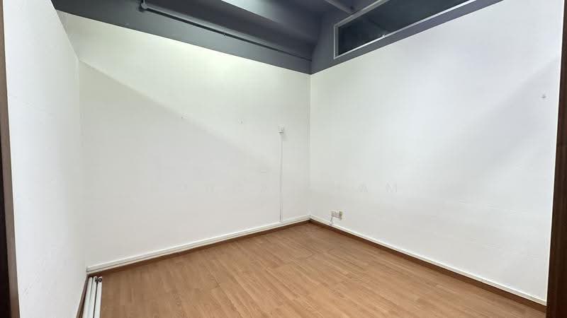 Ubi Techpark, 10 Ubi Crescent, Eunos / Geylang / Paya Lebar, 659 sqft, Light Industrial (B1) For Rent, by Ronda Tham, 500200320 - Interior - CommercialGuru.com.sg
