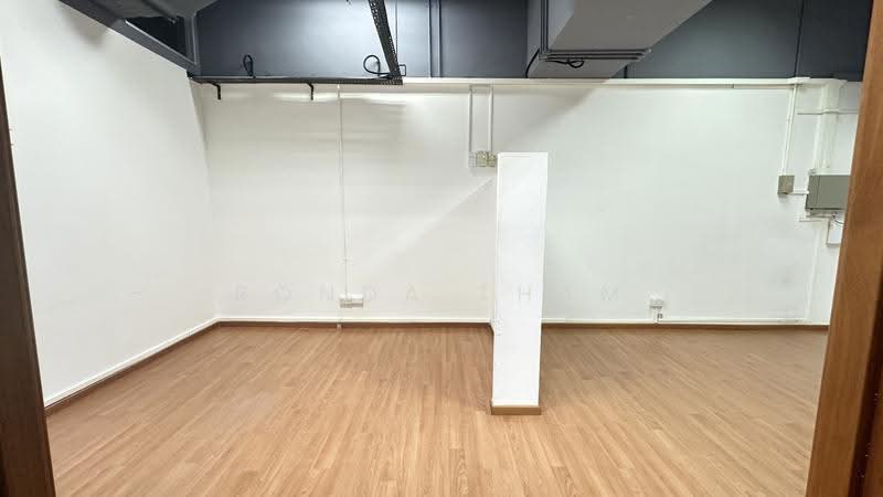 Ubi Techpark, 10 Ubi Crescent, Eunos / Geylang / Paya Lebar, 659 sqft, Light Industrial (B1) For Rent, by Ronda Tham, 500200320 - Interior - CommercialGuru.com.sg
