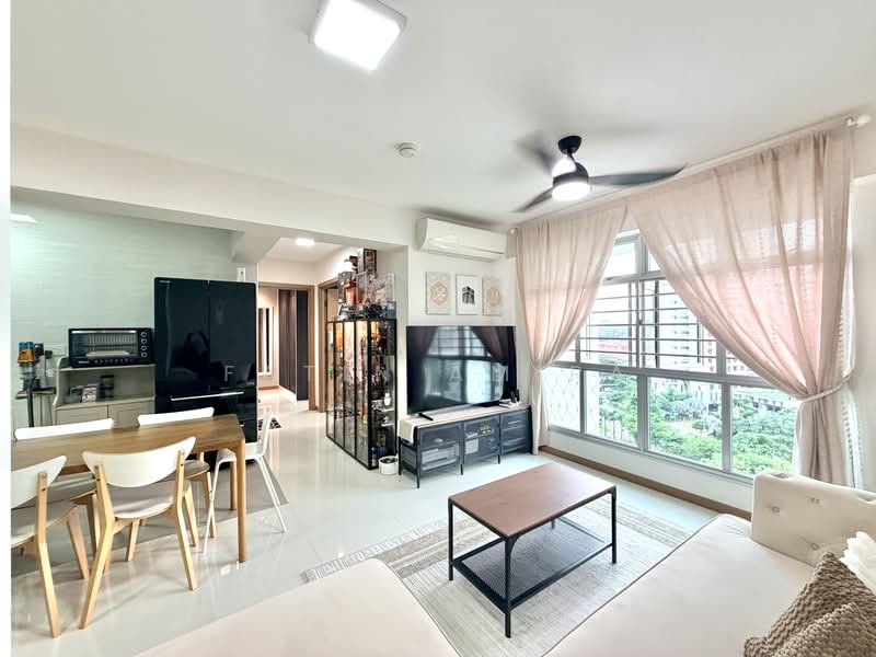 421A Northshore Drive, 421A Northshore Drive, 2 Bedrooms, 732 sqft, HDB Flat For Sale, by Fatin Amira, 500200330 - Living Room - PropertyGuru.com.sg