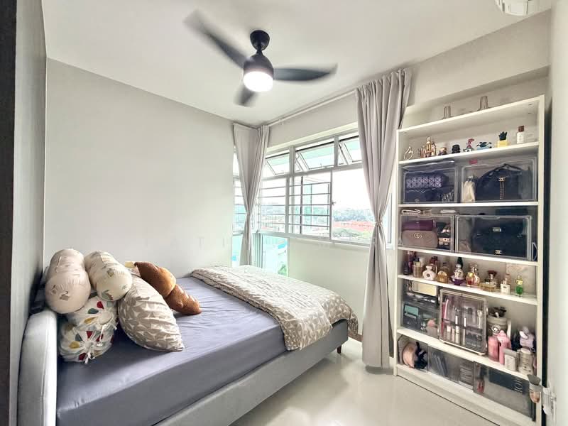 421A Northshore Drive, 421A Northshore Drive, 2 Bedrooms, 732 sqft, HDB Flat For Sale, by Fatin Amira, 500200330 - Bedroom - PropertyGuru.com.sg