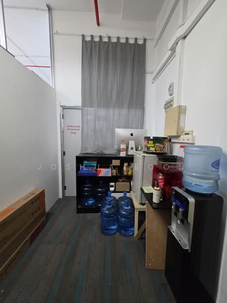 Ubi Centre, 57 Ubi Avenue 1, 1,550 sqft, Light Industrial (B1) For Rent, by Joshua Boon, 500200338 - Interior - CommercialGuru.com.sg