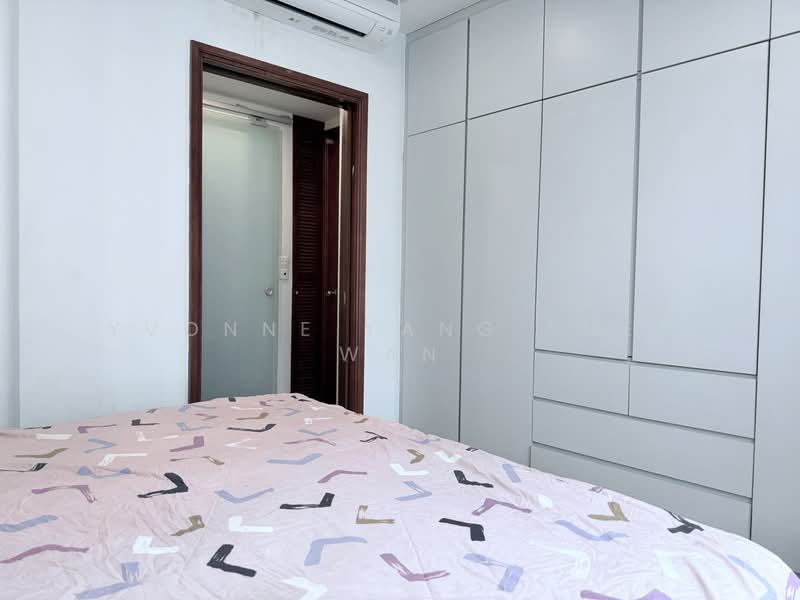 Burlington Square, 175 Bencoolen Street, 1 Bedroom, 667 sqft, Apartment For Sale, by Yvonne Yang Suet Wan, 500200340 - Bedroom - PropertyGuru.com.sg