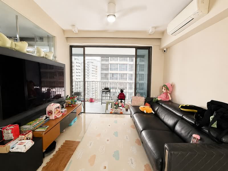 Rivercove Residences EC, 28 Anchorvale Ln, 3 Bedrooms, 1,109 sqft, Condominium For Sale, by Denise Tan, 500200342 - Living Room - PropertyGuru.com.sg