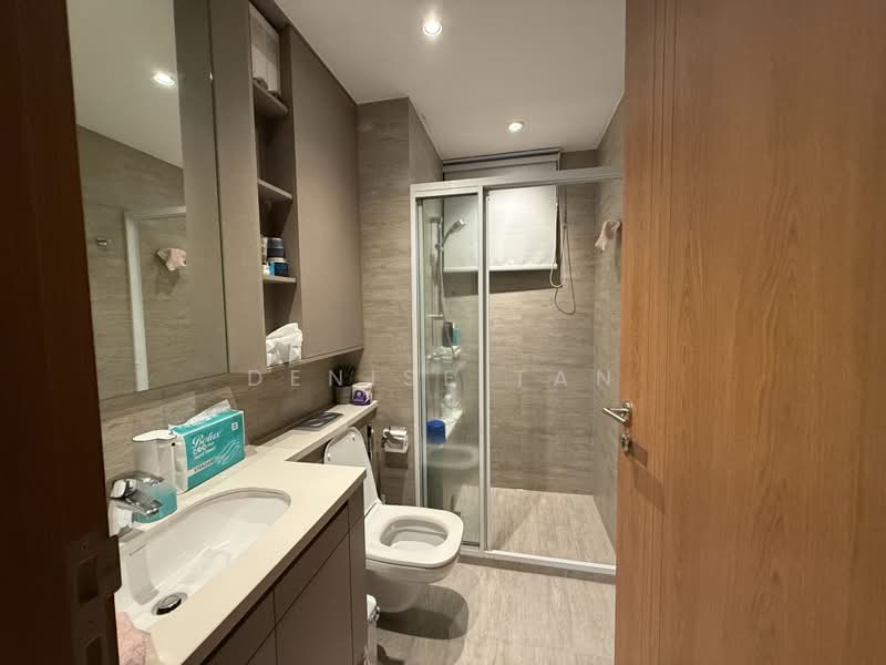 Rivercove Residences EC, 28 Anchorvale Ln, 3 Bedrooms, 1,109 sqft, Condominium For Sale, by Denise Tan, 500200342 - Bathroom - PropertyGuru.com.sg