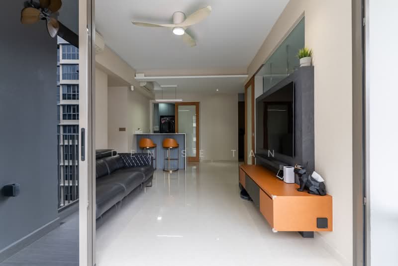 Rivercove Residences EC, 28 Anchorvale Ln, 3 Bedrooms, 1,109 sqft, Condominium For Sale, by Denise Tan, 500200342 - Living Room - PropertyGuru.com.sg