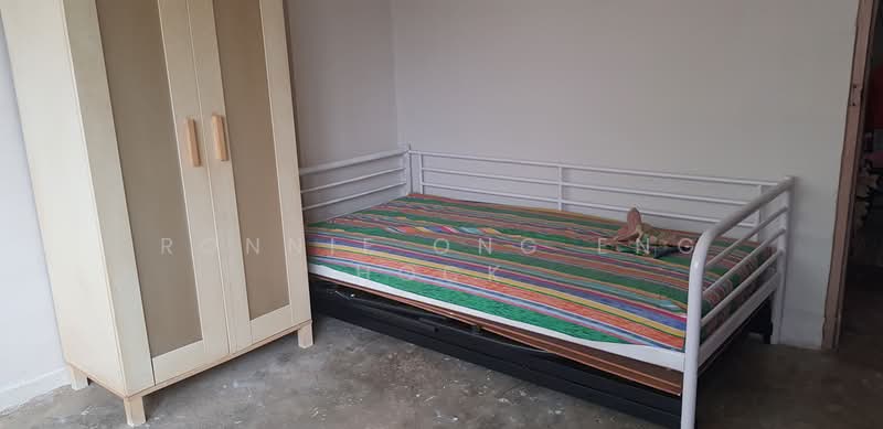 33 Teban Gardens Road, 33 Teban Gardens Road, Room Rental, 100 sqft, HDB Flat For Rent, by Ronnie Ong Eng Hock, 500200354 - Bedroom - PropertyGuru.com.sg