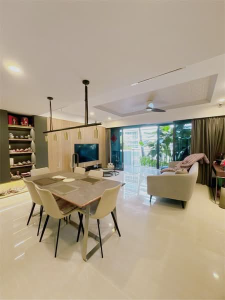 Bellewaters, 19 Anchorvale Crescent, 4 Bedrooms, 1,238 sqft, Executive Condominium For Sale, by Julian Li, 500200369 - Living Room - PropertyGuru.com.sg