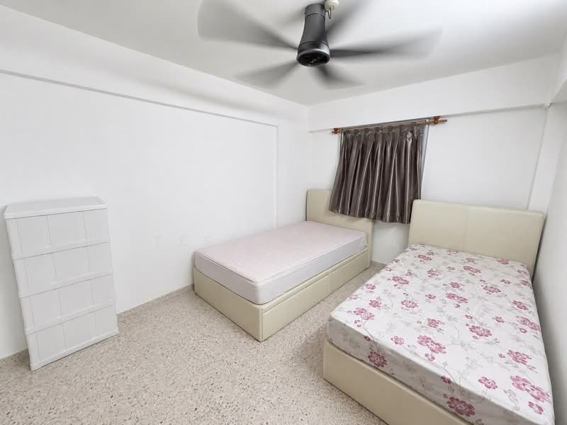 243 Jurong East Street 24, 243 Jurong East Street 24, 2 Bedrooms, 721 sqft, HDB Flat For Sale, by Tessa Chan, 500200371 - PropertyGuru.com.sg