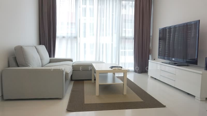 76 Shenton, 76 Shenton Way, 1 Bedroom, 592 sqft, Apartment For Rent, by Joseph Khoo, 500200381 - Living Room - PropertyGuru.com.sg
