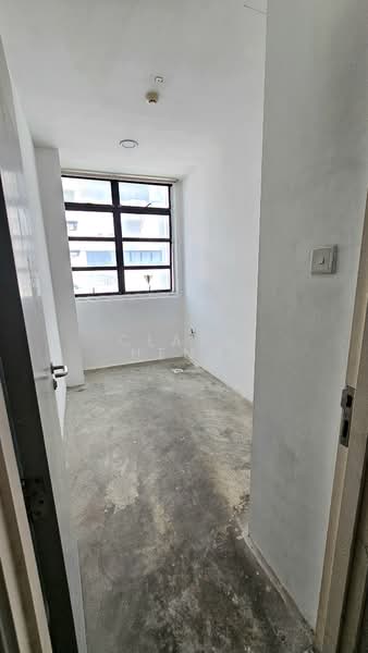 đWhole Floor Office +Storage +Chiller @ Kg Ampat/ Joo Seng, near Tai Seng MRT!, Kampong Ampat | Joo Seng | Upp Aljunied Link, 4,380 sqft, Light Industrial (B1) For Rent, by Clara Heng, 500200388 - Interior - CommercialGuru.com.sg