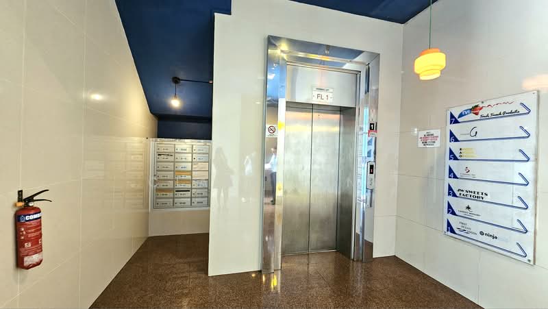 đWhole Floor Office +Storage +Chiller @ Kg Ampat/ Joo Seng, near Tai Seng MRT!, Kampong Ampat | Joo Seng | Upp Aljunied Link, 4,380 sqft, Light Industrial (B1) For Rent, by Clara Heng, 500200388 - Passenger Lift Lobby - CommercialGuru.com.sg