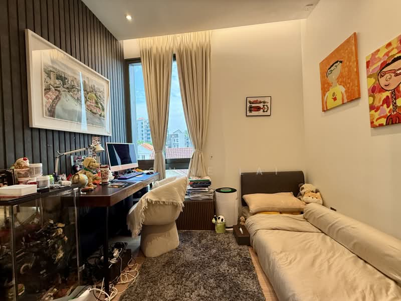 10 Evelyn, 10 Evelyn Road, 2 Bedrooms, 743 sqft, Condominium For Sale, by Yvonne Lai, 500200391 - Bedroom - PropertyGuru.com.sg