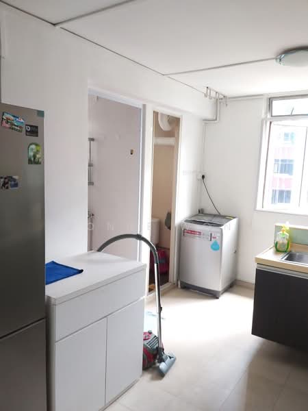 130 Marsiling Rise, 130 Marsiling Rise, 2 Bedrooms, 645 sqft, HDB Flat For Rent, by Yvonne Wong, 500200392 - Kitchen - PropertyGuru.com.sg