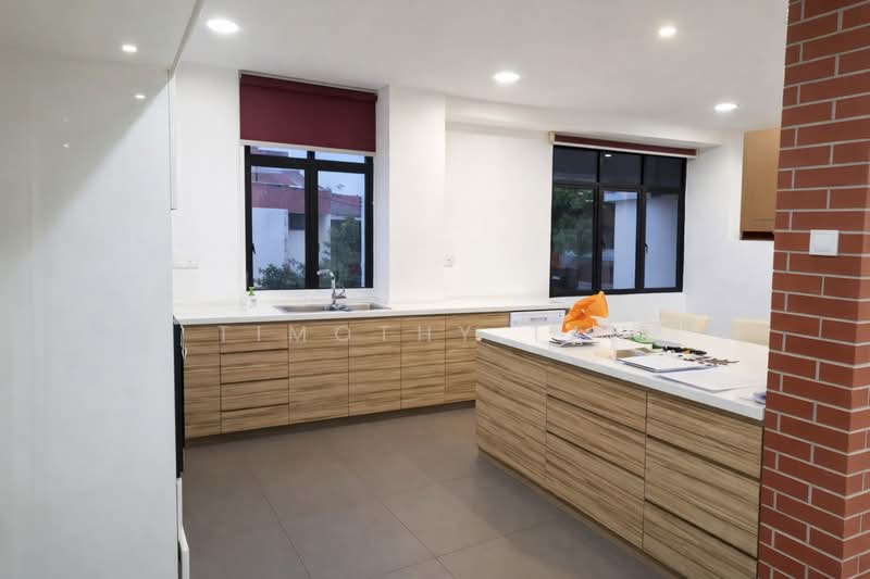 Cheap Freehold Bungalow with Private Pool, Phoenix Garden, 6 Bedrooms, 5,000 sqft, Bungalow House For Sale, by Timothy Tan, 500200395 - Kitchen - PropertyGuru.com.sg