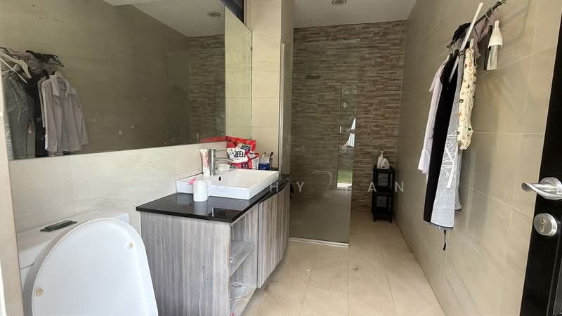Cheap Freehold Bungalow with Private Pool, Phoenix Garden, 6 Bedrooms, 5,000 sqft, Bungalow House For Sale, by Timothy Tan, 500200395 - PropertyGuru.com.sg