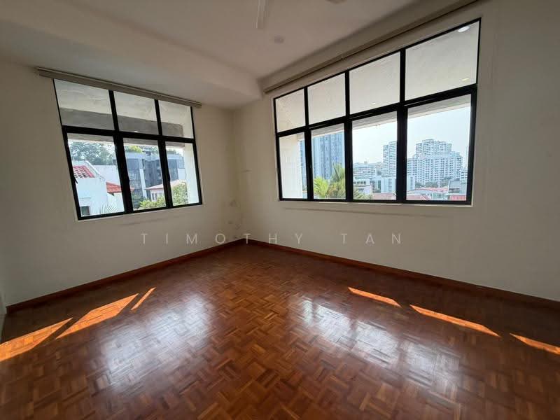 Cheap Freehold Bungalow with Private Pool, Phoenix Garden, 6 Bedrooms, 5,000 sqft, Bungalow House For Sale, by Timothy Tan, 500200395 - Interior - PropertyGuru.com.sg