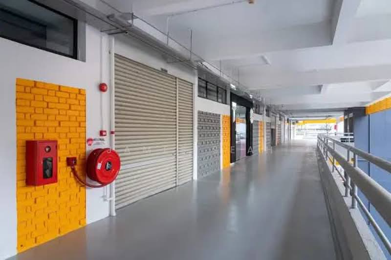 Cideco Industrial Complex, 50 Genting Lane, 1,593 sqft, Light Industrial (B1) For Rent, by James Seah, 500200404 - Corridor - CommercialGuru.com.sg