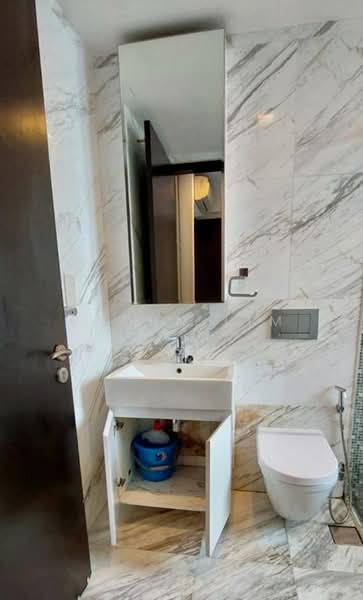 52 Stevens, 52 Stevens Road, 1 Bedroom, 420 sqft, Apartment For Sale, by Bjorn Lim, 500200407 - Bathroom - PropertyGuru.com.sg