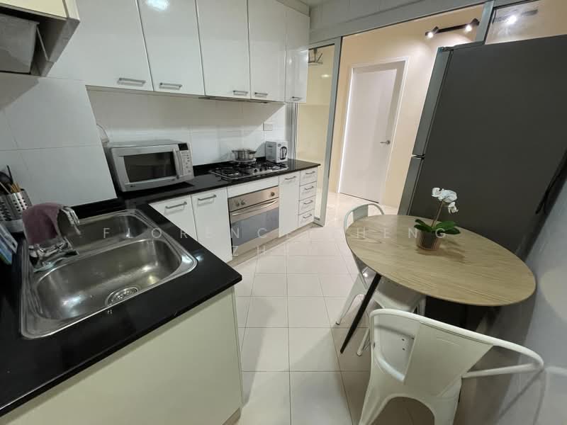 Meraprime, 301 Jalan Bukit Ho Swee, Room Rental, 160 sqft, Condominium For Rent, by Florence Zheng Zhen, 500200413 - Kitchen - PropertyGuru.com.sg