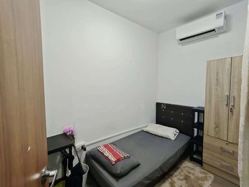 The Madeira, 50 Bukit Batok Street 31, Room Rental, 150 sqft, Condominium For Rent, by Isaac Lin, 500200414 - PR1 - PropertyGuru.com.sg
